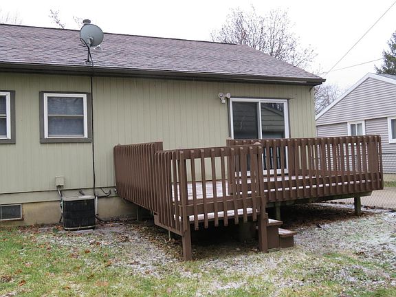4th image of 3218 Argyll Dr