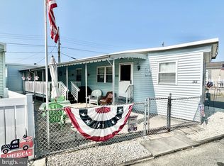 32 Yerkes Ave, Wildwood, NJ 08260