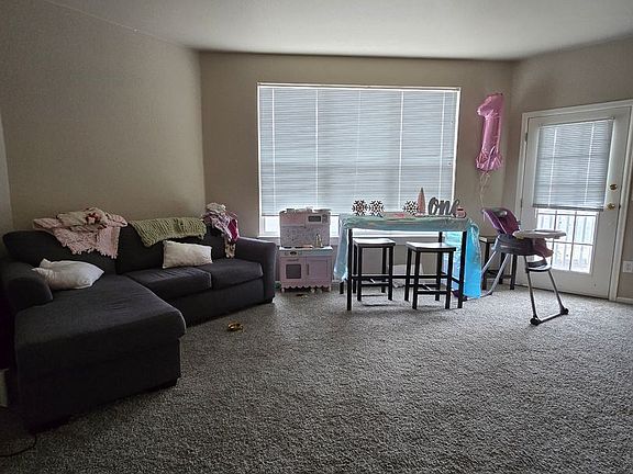 3rd image of 2990 W C St #63101
