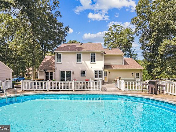 3rd image of 5149 Cedarlea Dr