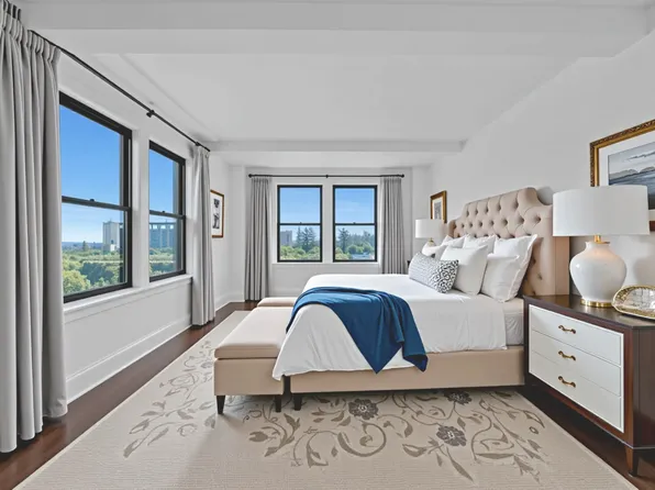 327 Central Park West image 7 of 24