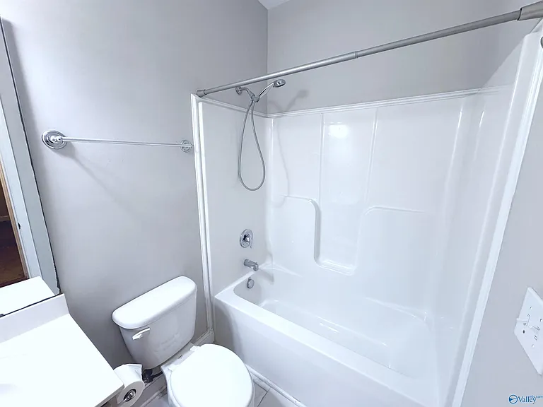 114 Summer Pointe Ln — Photo 37