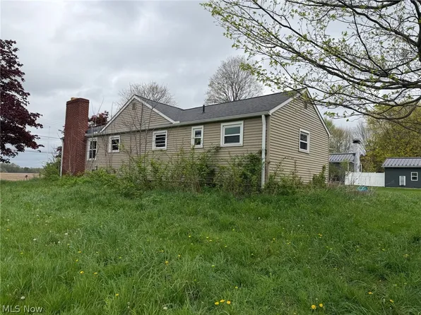 4680 Waterloo Rd, Atwater, OH 44201
