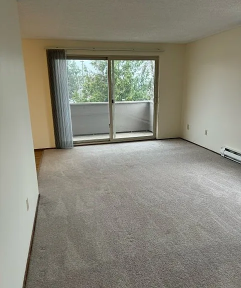 1135 N 200th St — Photo 5