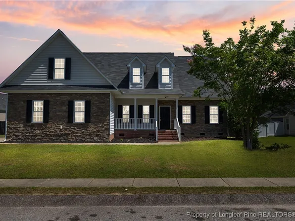 471 Hogart St, Raeford, NC 28376