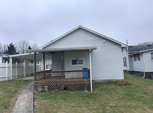 114 Maple Ave, Irvine, KY 40336