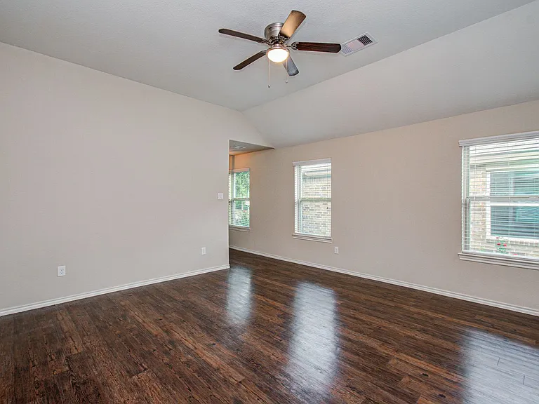 1418 Spencer Glen Ln — Photo 6