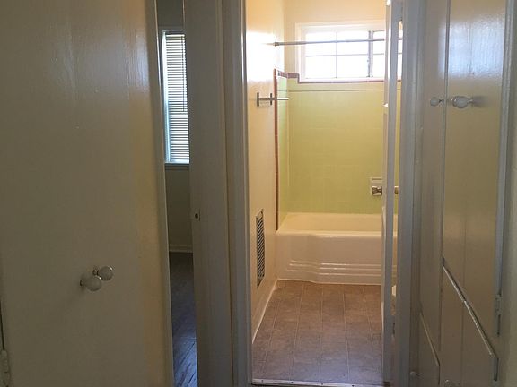 5th image of 11151 Acama St