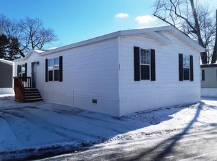 273 Walnut Ln, Justice, IL 60458