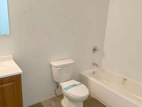 2nd image of 10203 Jamaica Ave Floor 2