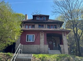5644 Beacon St, Pittsburgh, PA 15217