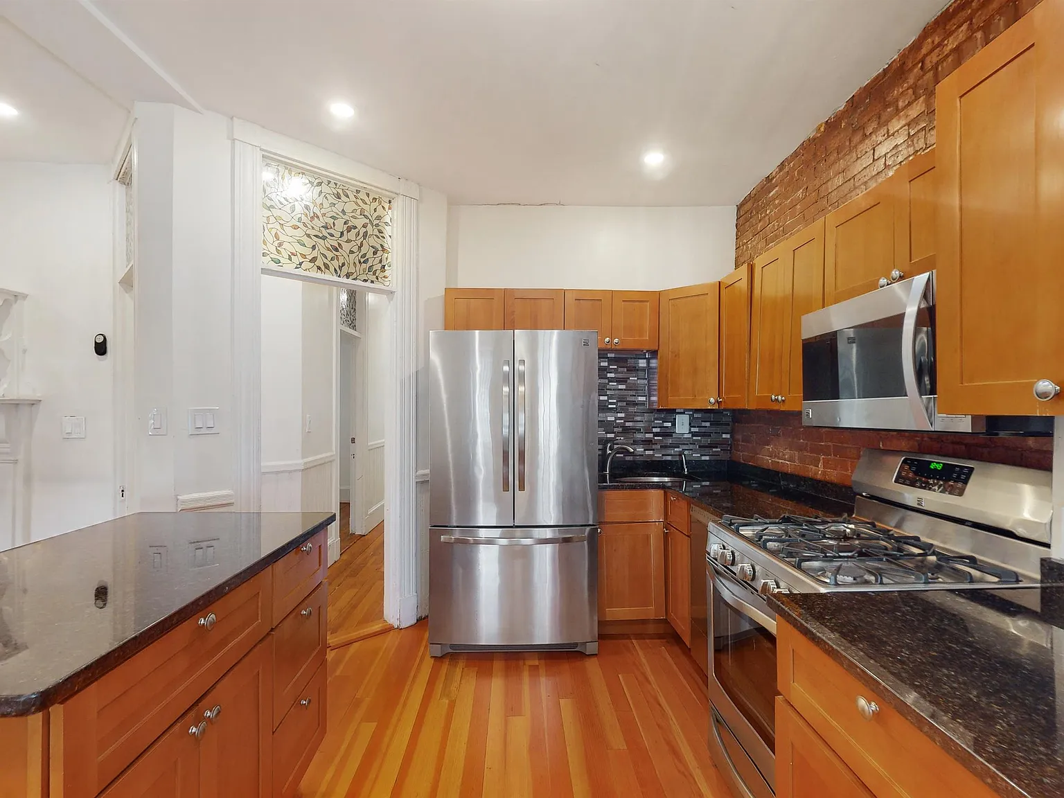 4 bed, 1067 sqft, $3,795 — Photo 1