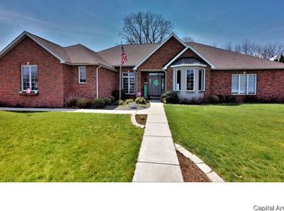 1211 Saratoga Chase, Sherman, IL 62684