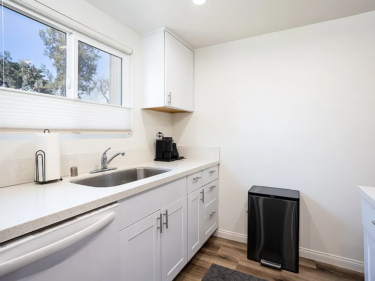 6059 Rancho Mission Rd #106 — Photo 7