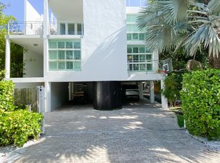 110 Woodcrest Ln, Key Biscayne, FL 33149