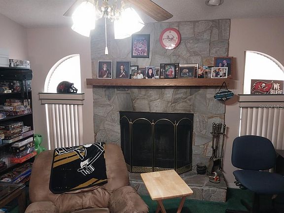 4th image of 1071 OSPREY WAY