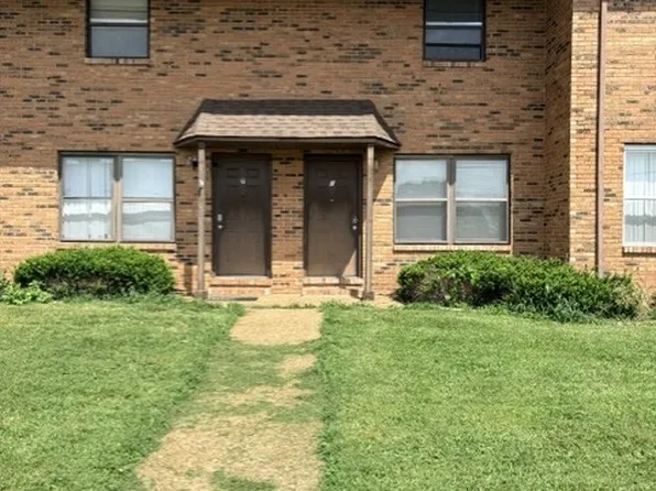 1034 Belle Valley Dr Unit 8, Belleville, IL 62220