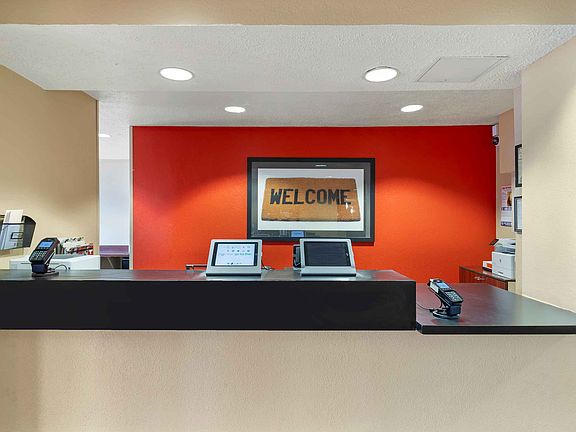 Lobby and Guest Check-in