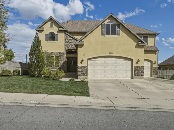 3926 E Barton Creek Dr, Eagle Mountain, UT 84005