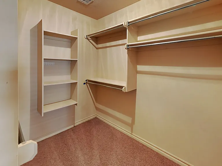 9315 Peachtree Ln — Photo 13