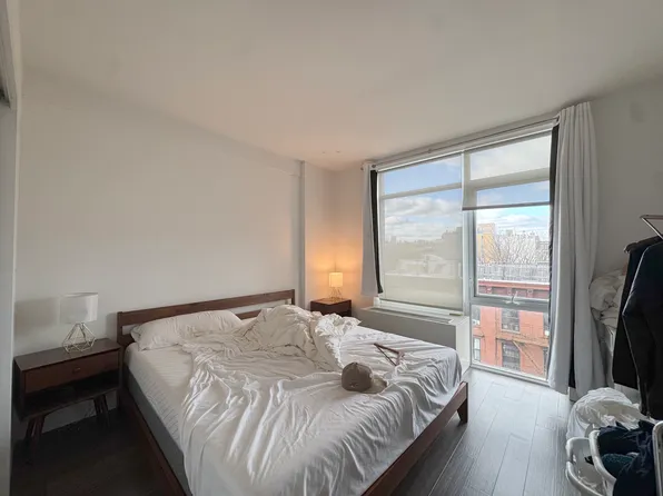 185 Avenue B image 3 of 11