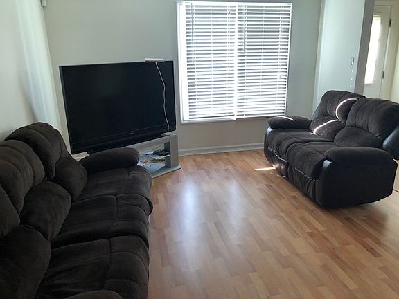4th image of 139 Somerset Ln #139