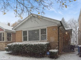 5240 N Virginia Ave, Chicago, IL 60625