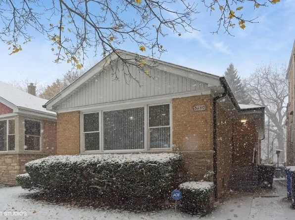 5240 N Virginia Ave, Chicago, IL 60625