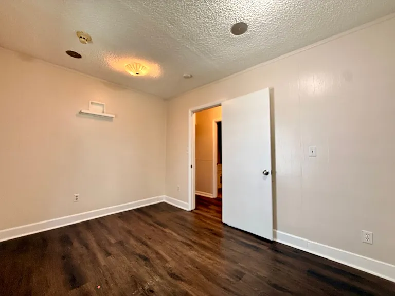 26-28 E Pine St. — Photo 12