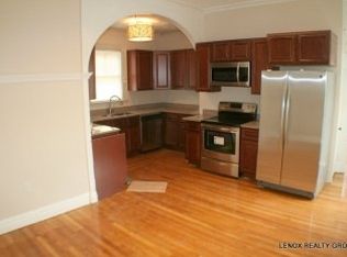 380 Broadway #2, Providence, RI 02909