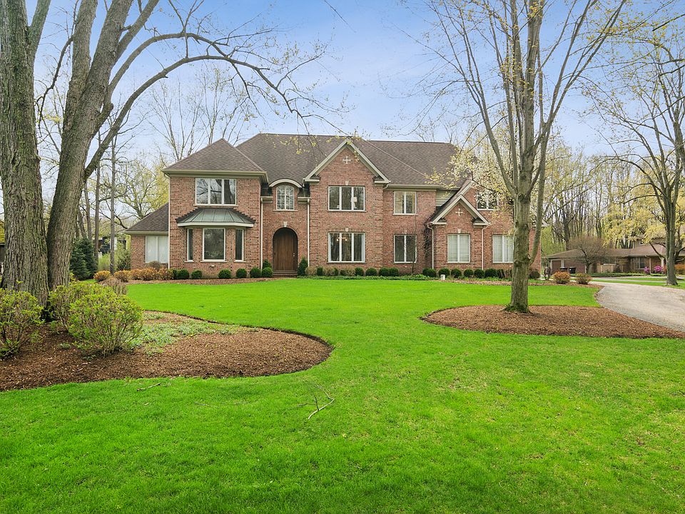 1st image of 425 Brookmont Ln