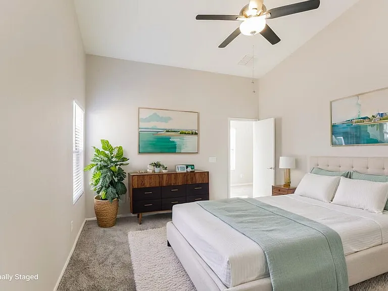 6412 W Hilton Ave — Photo 11