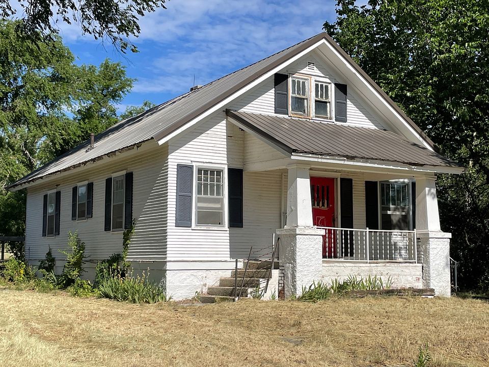107 N Main St, Wood Lake, NE 69221 MLS 11109645 Zillow