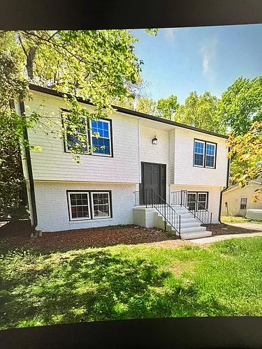 225 Hillstone Dr Photo 1