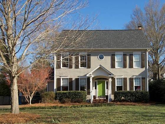 1st image of 6931 Foxglove Dr