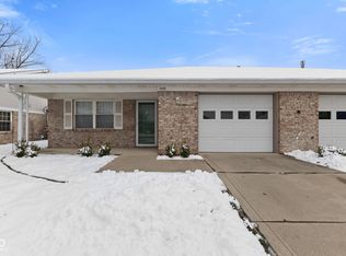 5449 Gateridge Ln, Indianapolis, IN 46237