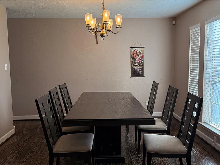 10310 Hedge Way Dr — Photo 8