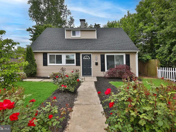 570 Elbridge Rd, Morrisville, PA 19067