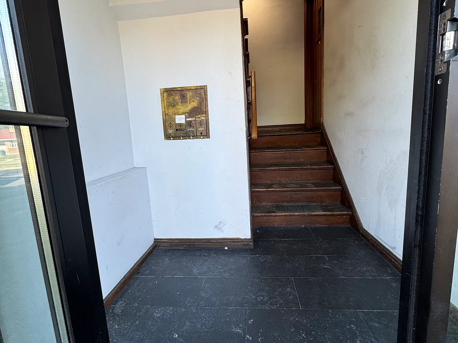 1 bed, 816 sqft, $860 — Photo 3