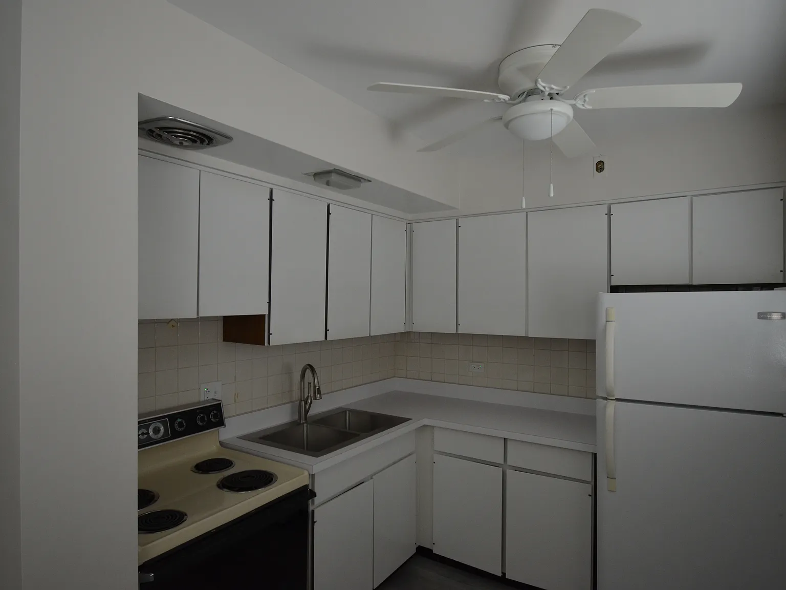 2 bed, $1,625 — Photo 3