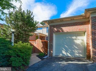 1843 Spring Ridge Ln, Lancaster, PA 17603