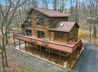 106 Alder Ln, Greentown, PA 18426
