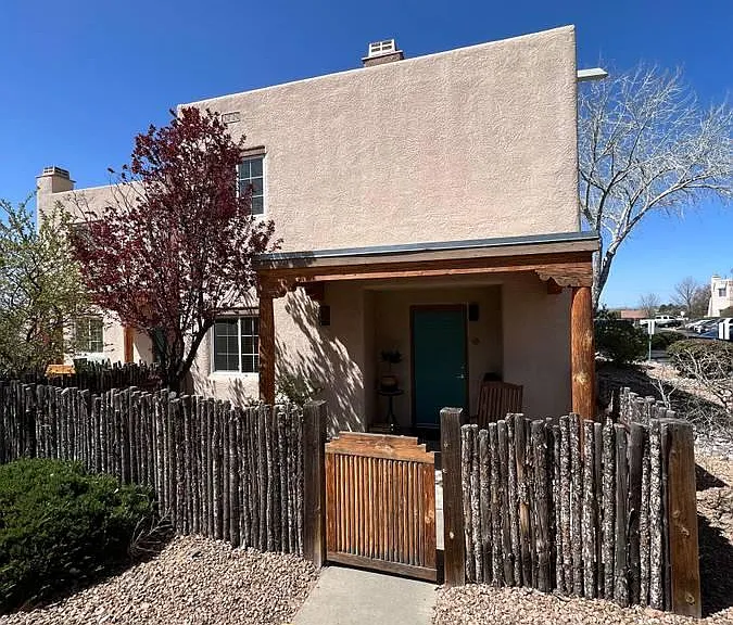 2210 Miguel Chavez Rd #411 — Photo 1