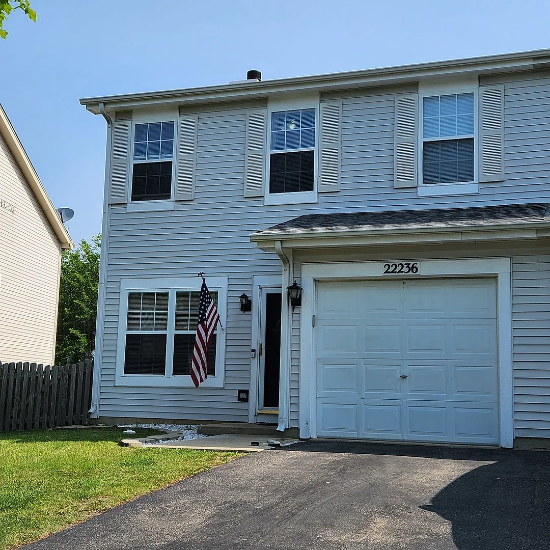 22236 W Niagara Trl photo 1