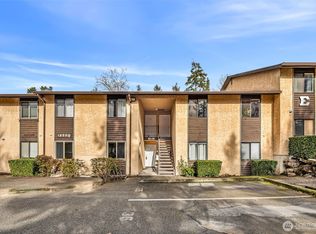 12520 NE 145th Street #E-33, Kirkland, WA
