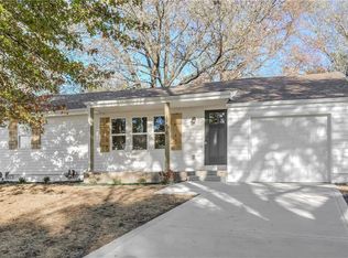 11415 N Nashua Dr, Kansas City, MO 64155