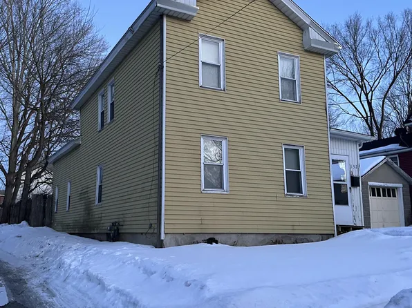 132 Daniels Ave, Pittsfield, MA 01201