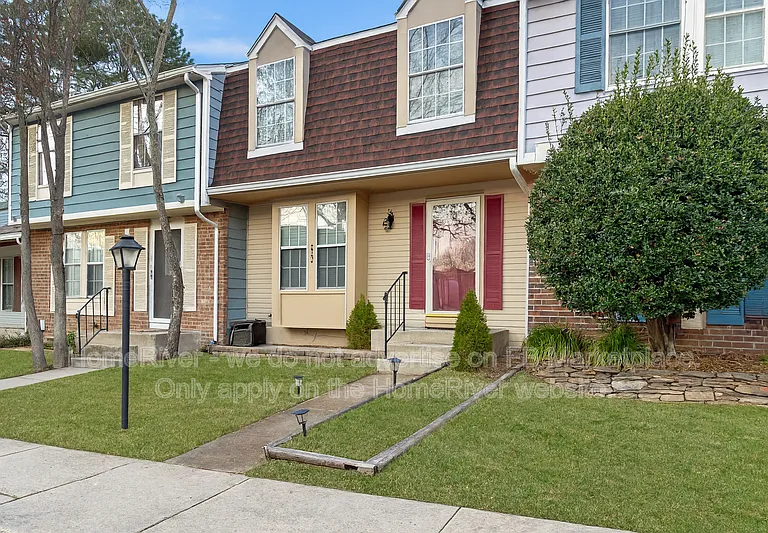 7768 Mandan Rd — Photo 10