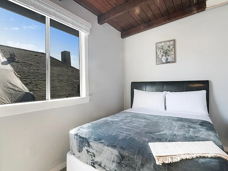 Casas On Cordova Street Apartments — Photo 49