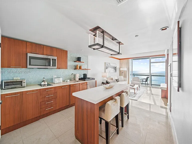 6801 Collins Ave #604 — Photo 6